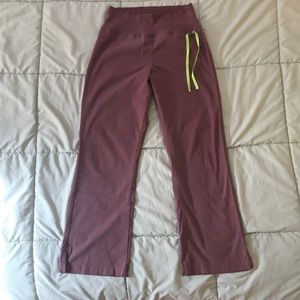 Yoga Waist Drawstring Scrub Pants size M in brown